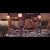 Radio Radio présente le vidéoclip pour My Dance Floor