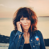 Lisa LeBlanc dévoile le vidéoclip de You Look Like Trouble (But I Guess I Do Too)