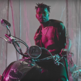 Pierre Kwenders annonce la sortie de son nouvel album et partage un vidéoclip