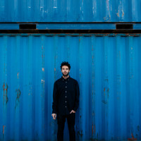geoffroy-backgroundbleu